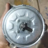 یک عدد فن یک جفت فنراسپرت
