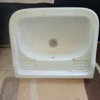 سینگ دستشویی بدون پایه کم کار تمیز