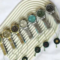 ساعت مچی با بیش از ۵۰۰ مدل