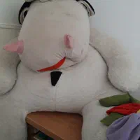 عروسک بزرگ