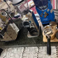 اسپرسو ساز نیمه صنعتی نوا ۱۶۸‌ به‌همراه‌ تجهیزات