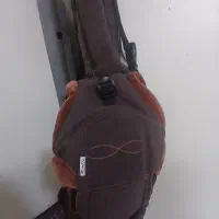 آغوشی نوزاد