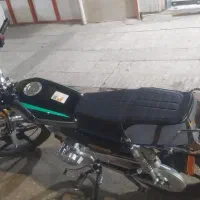 موتور سیکلت 200 پرواز