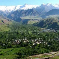 1100متر زمین آبیزار در بالاطالقان(خارج بافت)