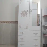 کمد آویز در حد نو