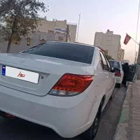 دنا 1400|خودرو سواری و وانت|قم, چهل درخت|دیوار