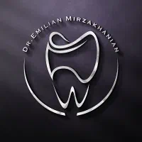 منشی مطب دندانپزشکی