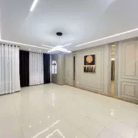 ۷۵ متری / نورگیر و خوش نقشه / فول امکانات