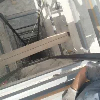 کمک نصاب در آسانسور