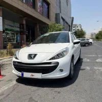 پژو ۲۰۷ سقف شیشه ای پانا مدل ۱۴۰۲