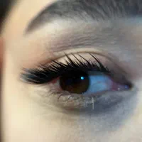 کاشت تخصصی مژه (هیدن)