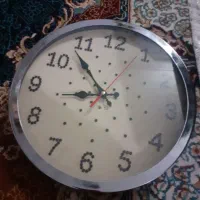 ساعت دیواری