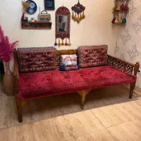 تخت سنتی با وسایل
