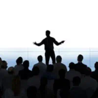 آموزش فن بیان و سخنرانی بزرگسالان
