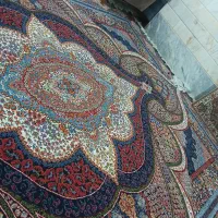 ۲ عدد فرش ۱۲ متری    و ۲ عدد فرش شیش متری