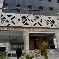 جردن/ ۱۰۰۰متر زمین /۲۱۰۰ متر زیربنا