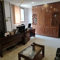 به یک نیروی کار خانم جوان نیازمندیم.
