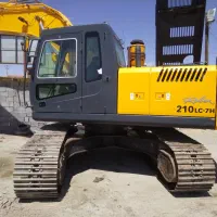 هیوندا 210