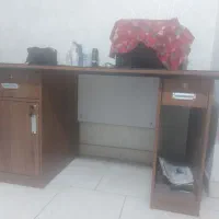 میز و صندلی