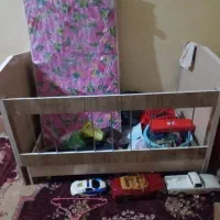 تخت وتشک نوزاد
