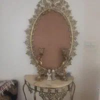 آیینه و کنسول
