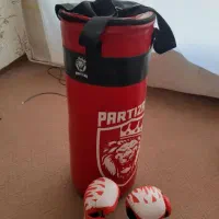 کیسه بوکس اب و مشکی و متعلقات