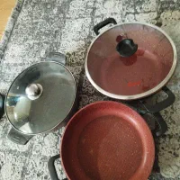 سه تکه قابلمه و دو ماهیتابه