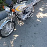 موتور 125مدل 82 تازه تعمیر بشرط مکانیک