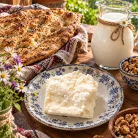 پنیر خونگی درجه یک با شیر سالم