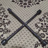 آچار چرخ ماشین