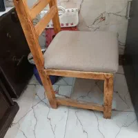 دو عدد صندلی چوبی درحد نو