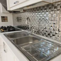 نصب بین کابینت و دکور دیوار داخل منزل