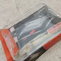 تعدادی ظروف شیشه