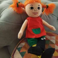 شش عروسک خارجی و ایرانی درحدنو