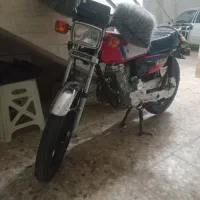 همتاز200 خیلی کم کار