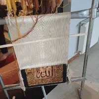 دار قالی ب همراه تابلو فرش در حال بافت