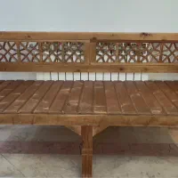 تخت سنتی چوبی بسیار محکم