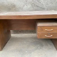میز چوبی اداری بزرگ