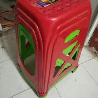 چهار پایه مارک ناصر