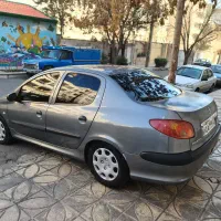 پژو ۲۰۶ SD V8  صندوق‌دار مدل ۱۳۹۳ بیرنگ