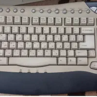 کیبورد و اسپیکر