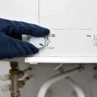 تعمیرات تخصصی آبگرمکن و پکیج دیواری
