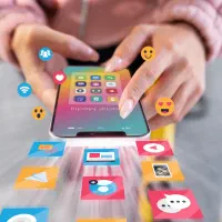 استخدام مدیر شبکه اجتماعی