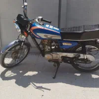 موتورسیکلت مدل 86و83باسندکمپانی درشهرستان ارسنجان