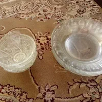 شش دست بشقاب انگشتی و سه تا کاسه