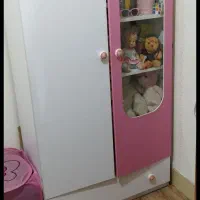 تخت و کمد بچه