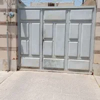 درب حیاط ماشین رو