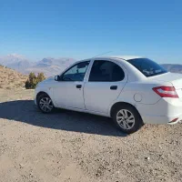 ساینا ۹۷جهت فروش یا معاوضه با پیکان وانت ۹۰به بالا
