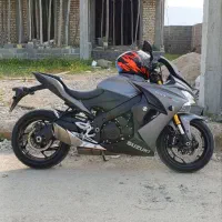 سی بی ۱۳۰۰ سوزکی یاماها ام تی