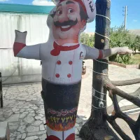 یک آدمک مناسب برای رستوران
